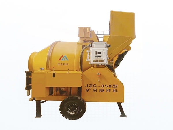 礦用濕噴臺(tái)車(chē)，礦用混凝土泵，礦用攪拌機(jī)發(fā)貨